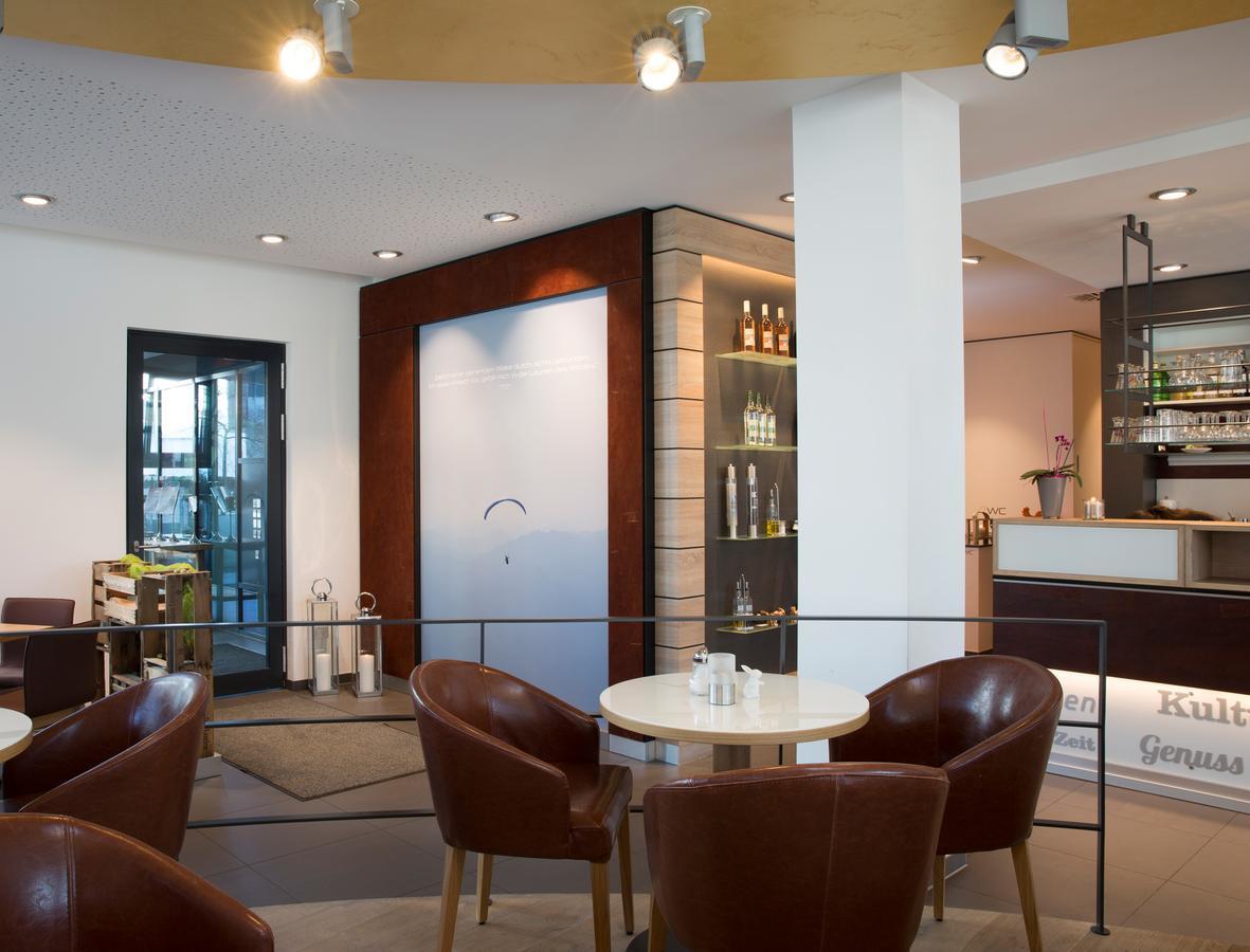 Logis First Class Business Suites Renningen Bagian luar foto